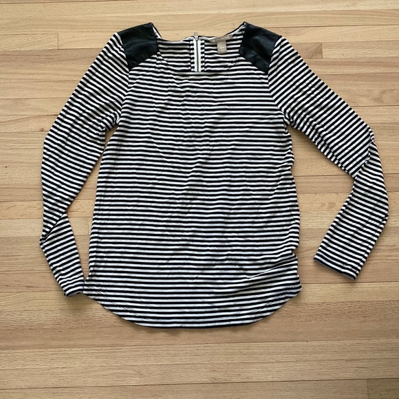 Banana Republic Striped Shirt with faux leather shoulder detail - Picture 1 of 4